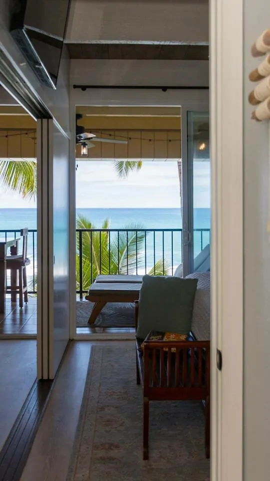 Apartament Ocean-Front Penthouse, Sunsets, Whales, Surfers! Newly Remodeled! Kailua-Kona 0*,